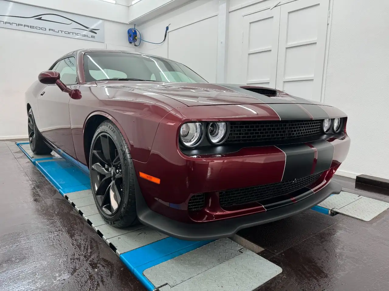 Challenger6.4 V8 SRT Scat Pack Schalte Burgundy