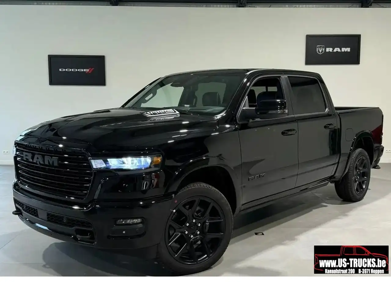 RAMModel 2025 Laramie Night premium