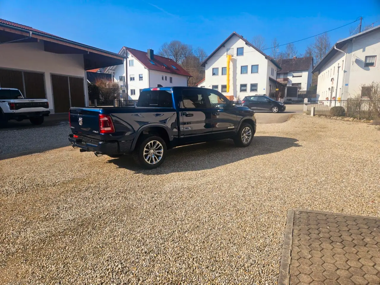 RAMRam 1500 Laramie 4X4 - Top SPEC! Hemi