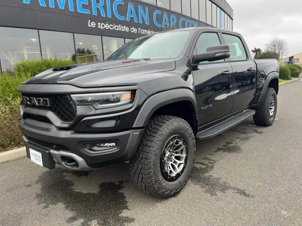 RAM1500 CREW CAB TRX 6.2L V8