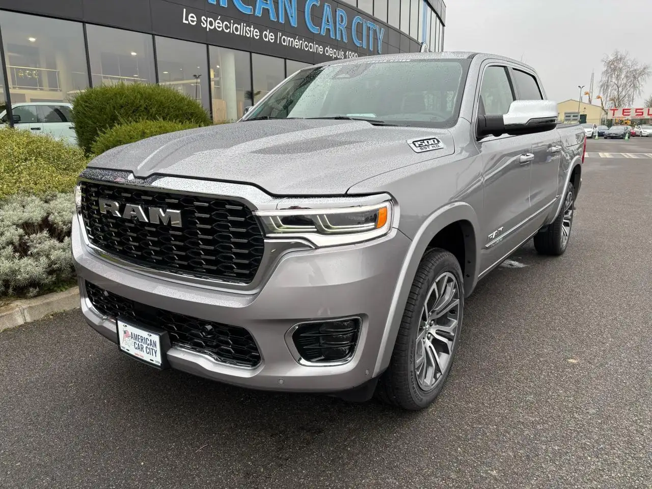 RAM1500 CREW TUNGSTEN AIR RAMBOX