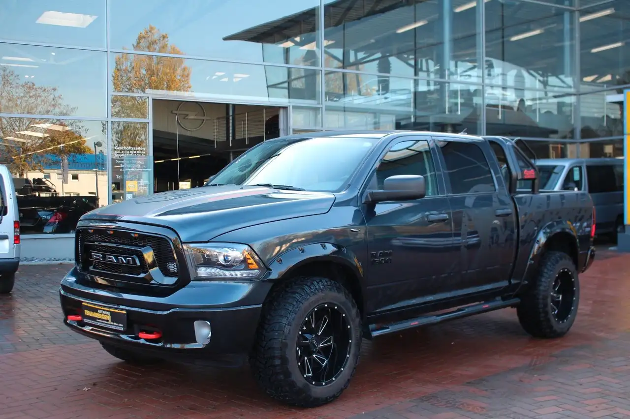 RAM1500 Tradesmann 3,6L V6 LPG 6-Sitzer AHK