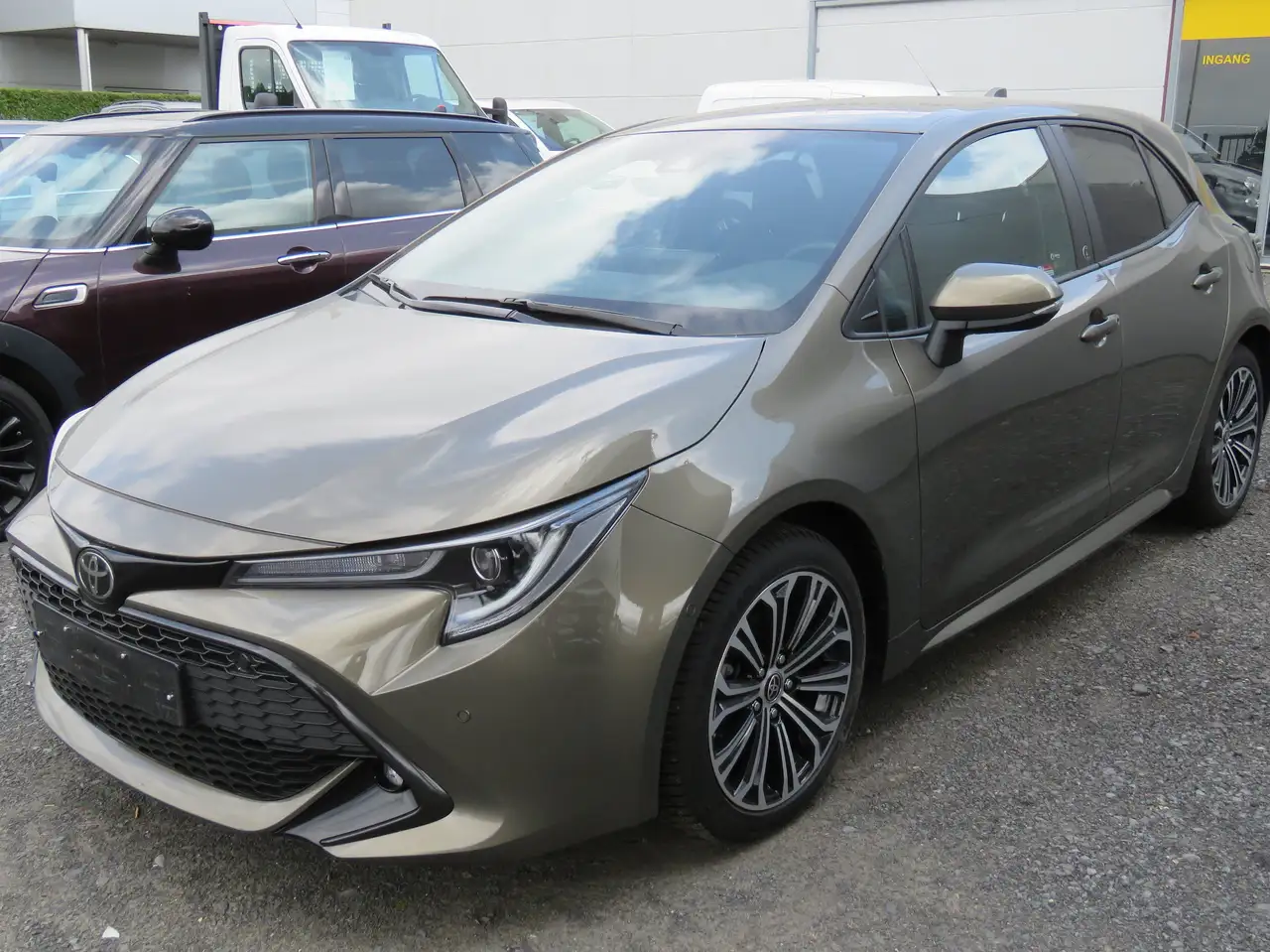 Corolla1.2 Turbo Style - Camera - Navi - PDC - Alu 17"