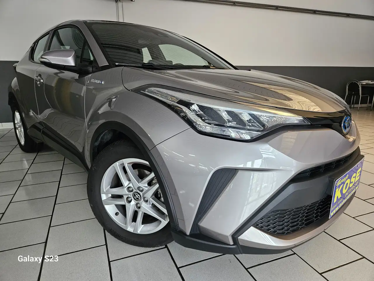 C-HR1.8i /BOITE AUTOMATIQUE HYBRIDE/CLIM/CARPLAY