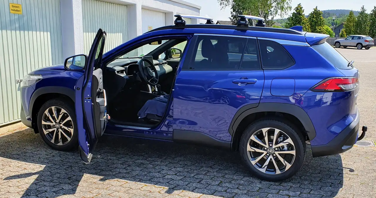 Corolla CrossCorolla Cross Hybrid 2.0 VVT-i 4x4 Team Deutschlan
