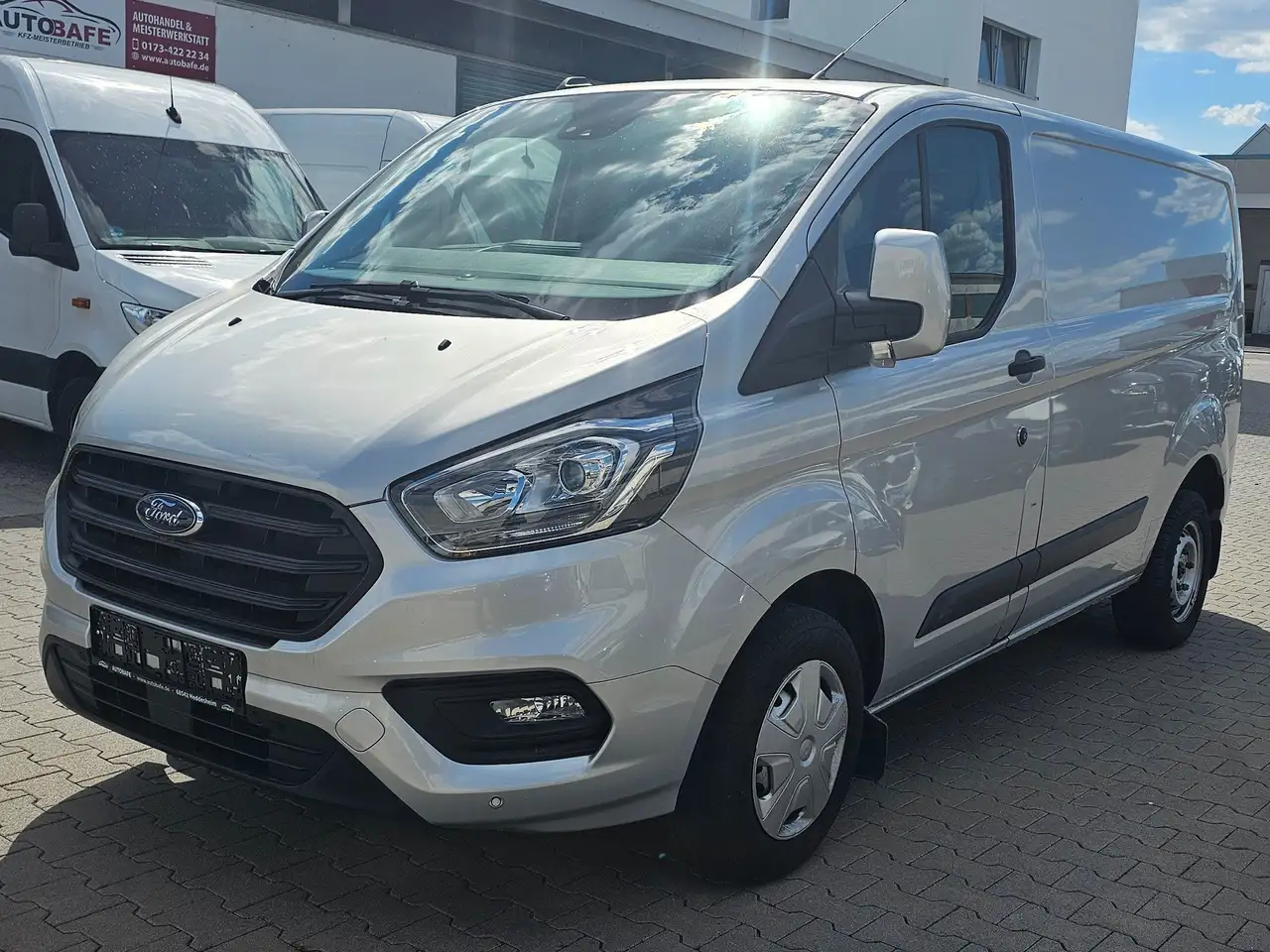 Transit Custom300 L1 4 JAHRE GARANTIE*NAVI*KAMERA*1 HAND