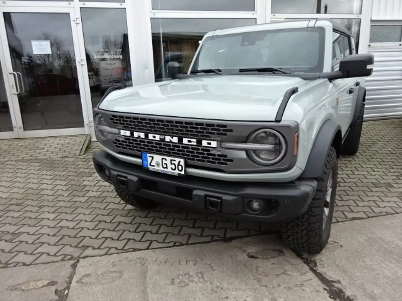 Bronco2.7 V6 Badlands e-4WD *Hardtop*Heckzelt*