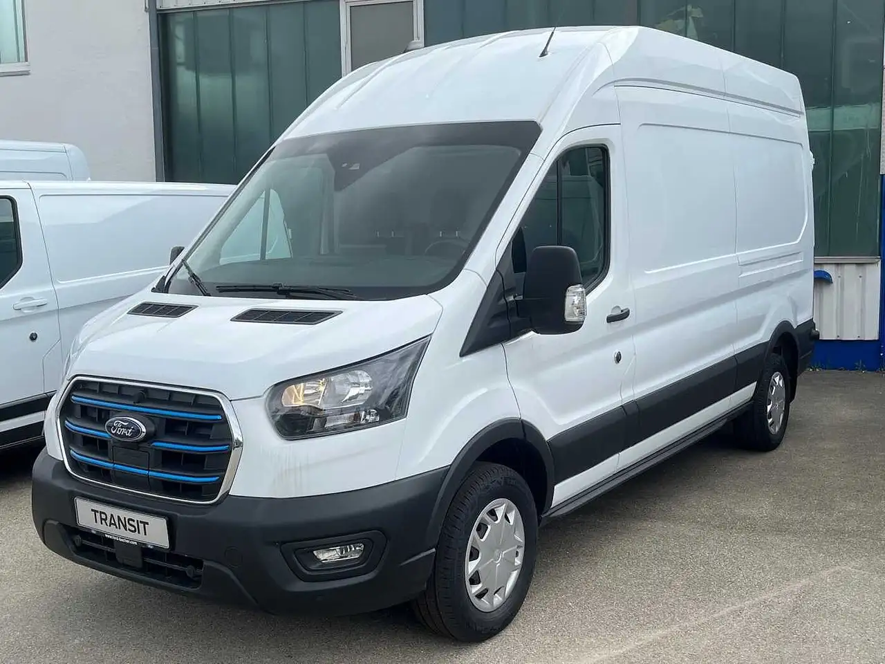 TransitE-Transit e-350 L3H3 Trend *SYNC4/Xenon/ProPower