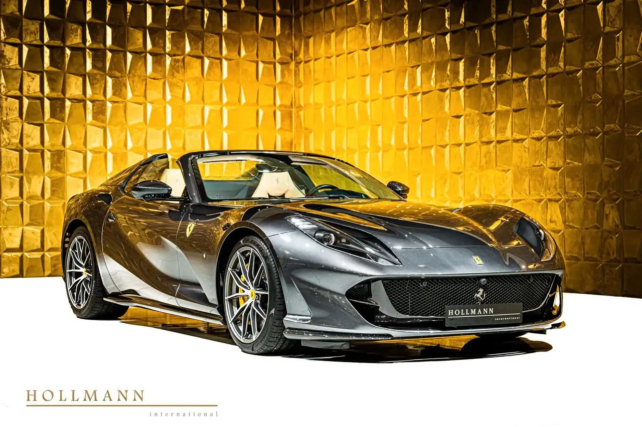 812GTS + LIFT + SURROUND VIEW + CARBON FIBER