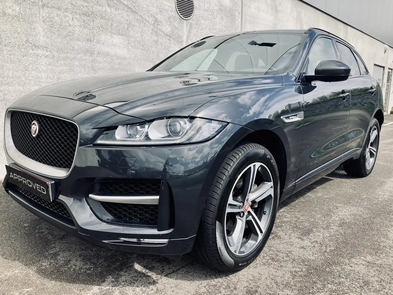 F-Pace24 MOIS DE GARANTIE ASSISTAN
