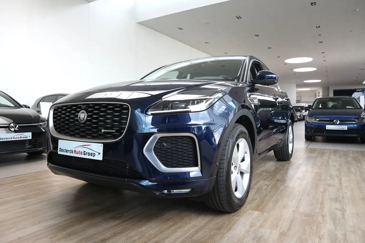 E-PaceP300E AUTOMAAT*R-DYNAMIC*3.000KM*TOPAANBOD !!!