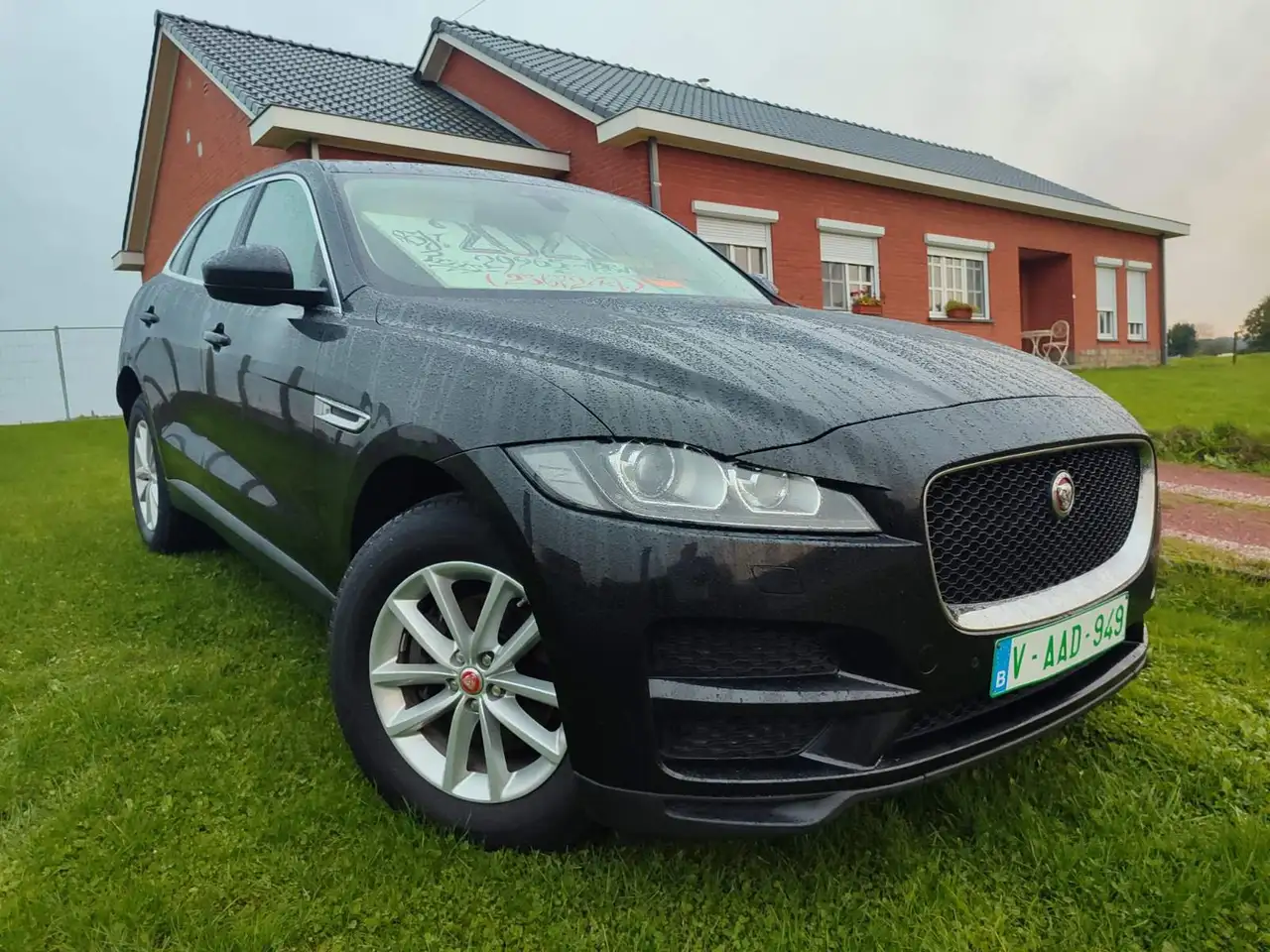 F-Pace2.0 D AWD Chequered Flag (EU6.2)