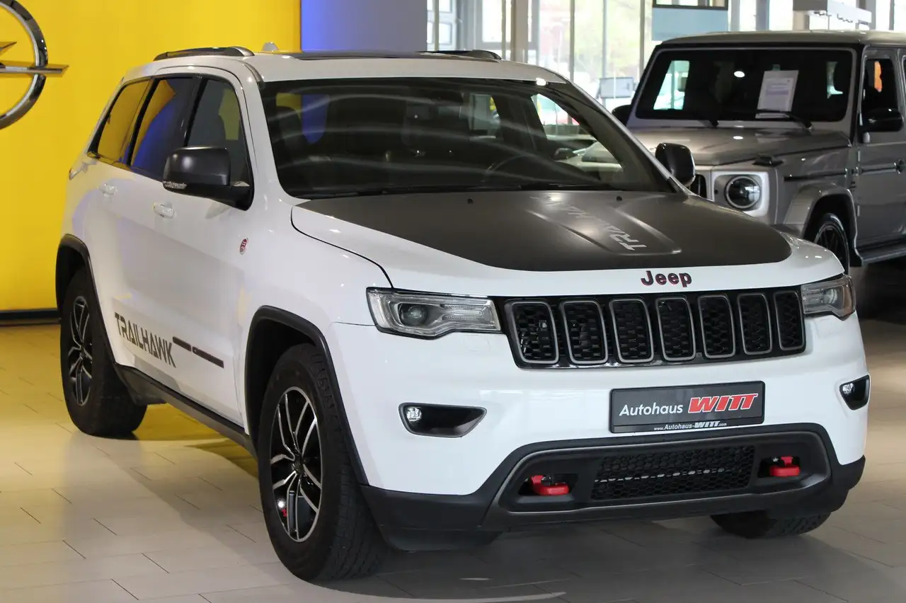 Grand Cherokee3,6 V6 TRAILHAWK *4x4*Pano*AHK*