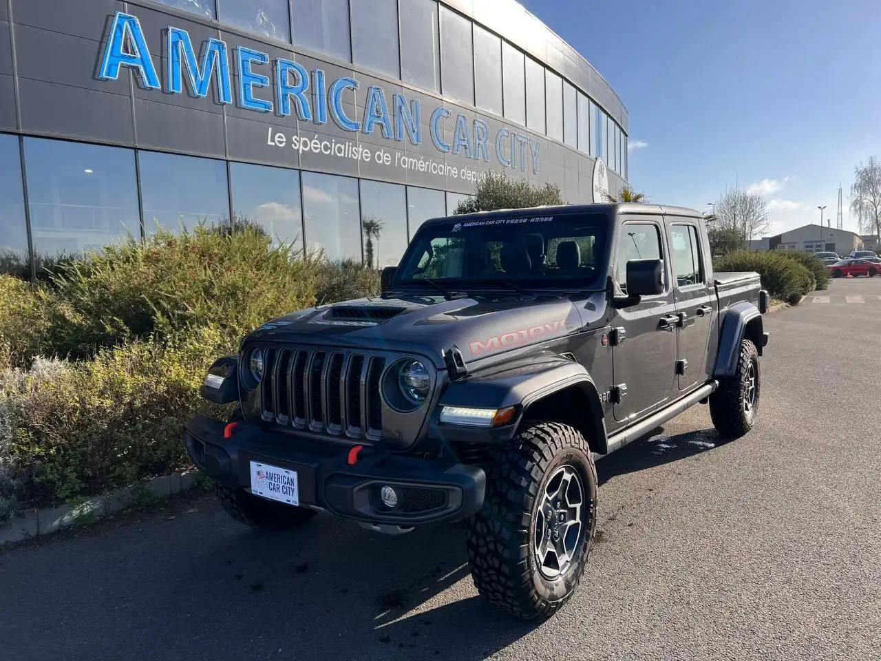 GladiatorCrew cab MOJAVE V6 3.6 L Pentastar VVT