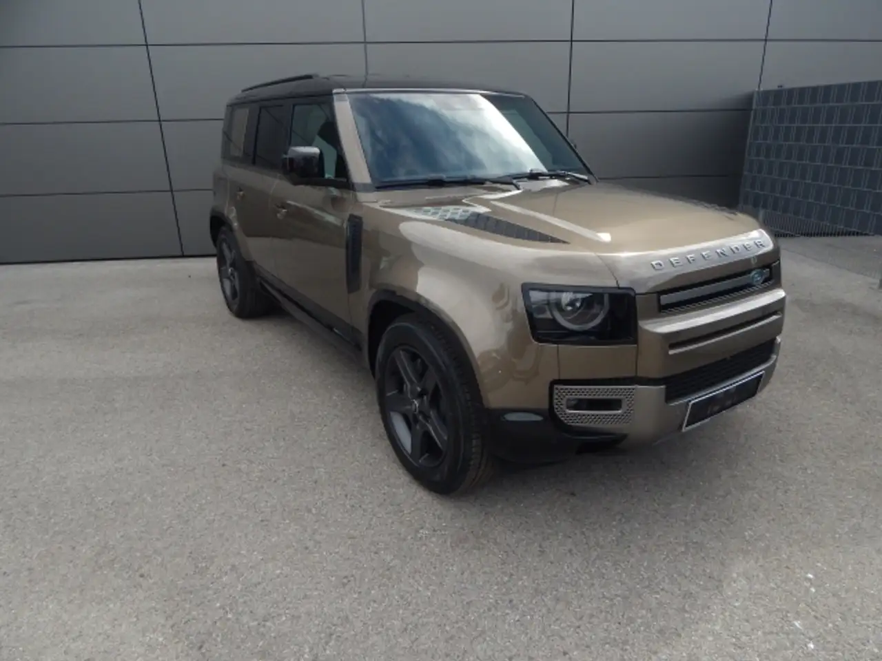 Defender110 P300e PHEV X-Dynamic SE