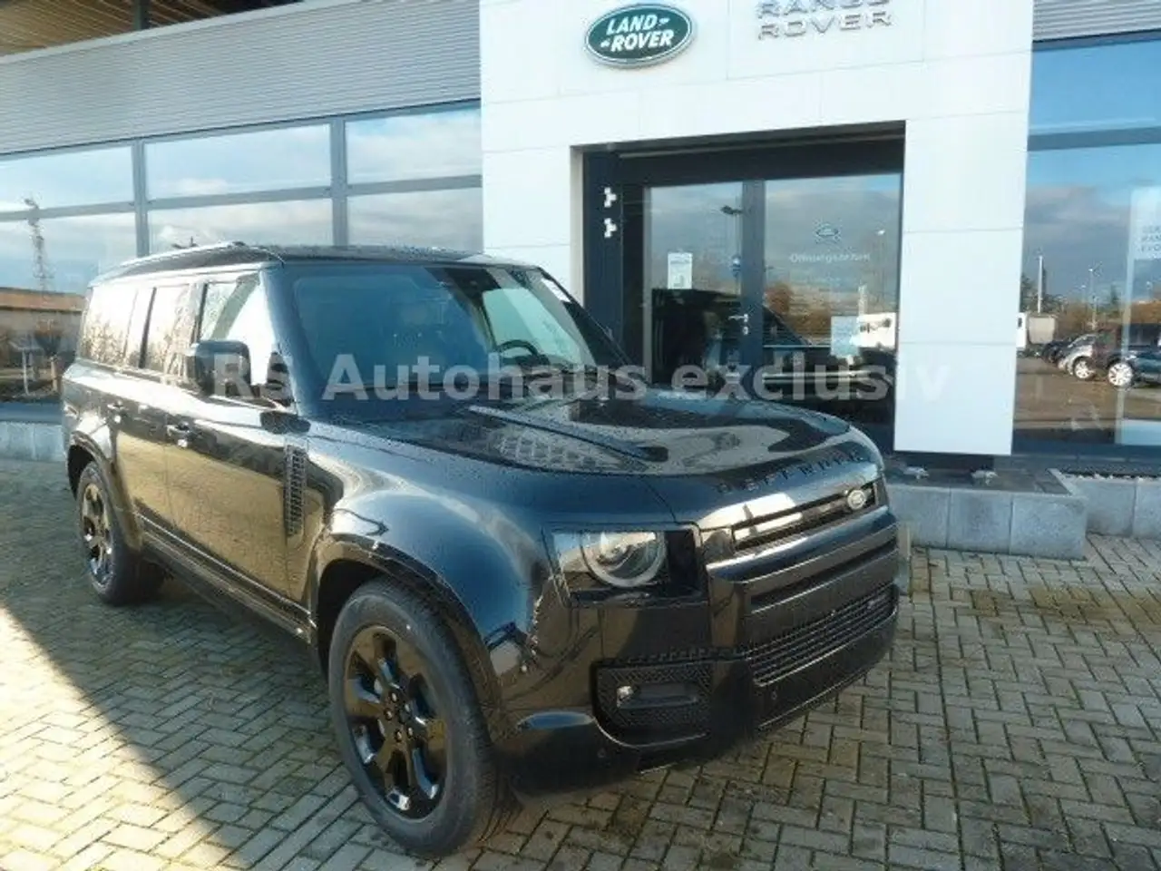 Defender130 D250 X-Dyn.SE Standh.8Sitze AHK ACC