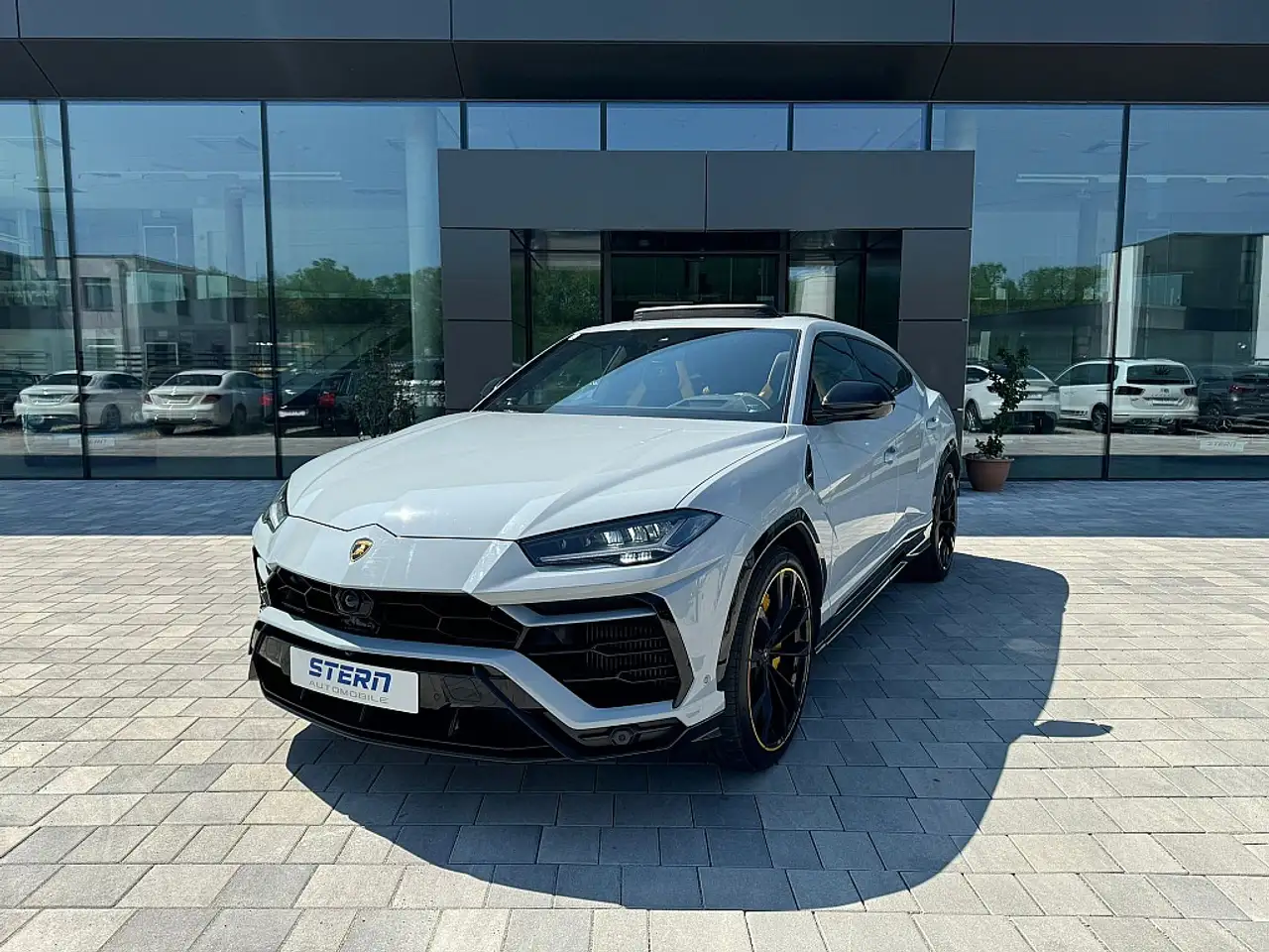 Urus*Carbon/23"/Pano/B&O*