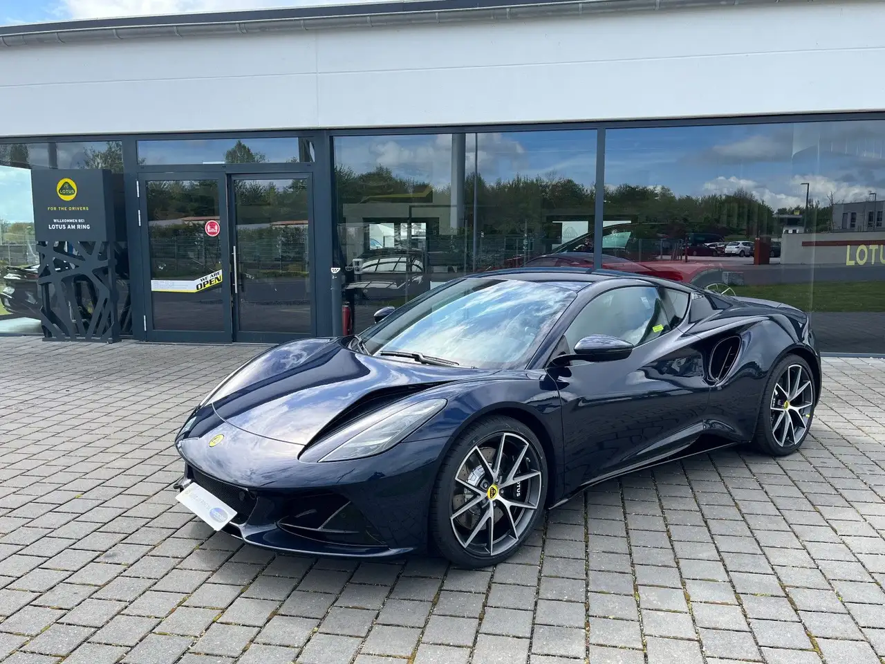 EmiraI4 DCT "First Edition" by Lotus am Ring