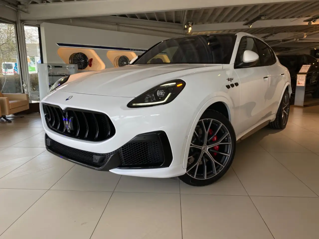 GrecaleV6 Trofeo 4WD *Maserati-IN*