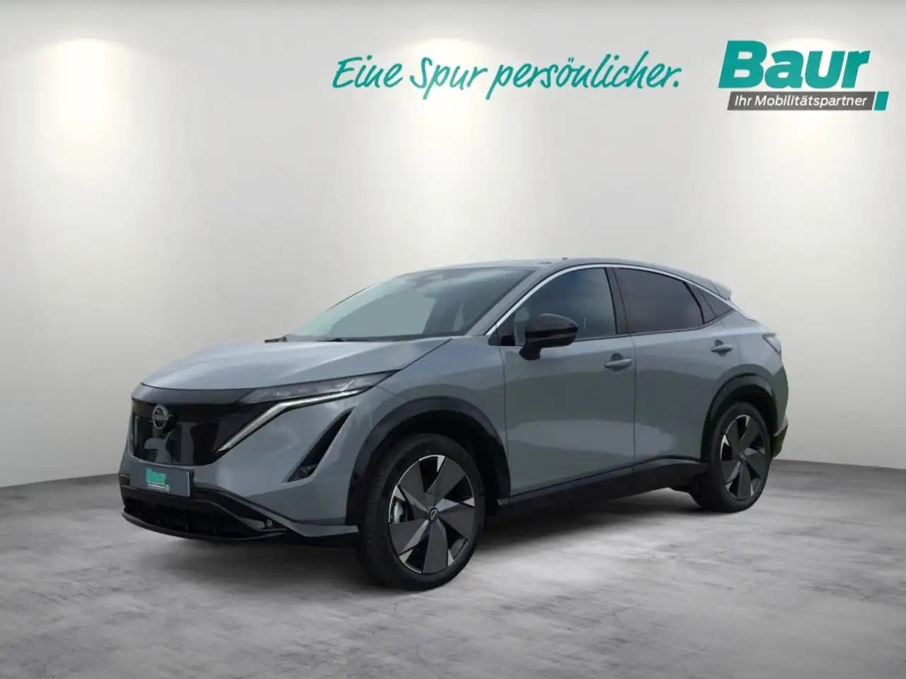 Ariya63 kWh Basis NAVI PANORAMA LED 20 Zoll
