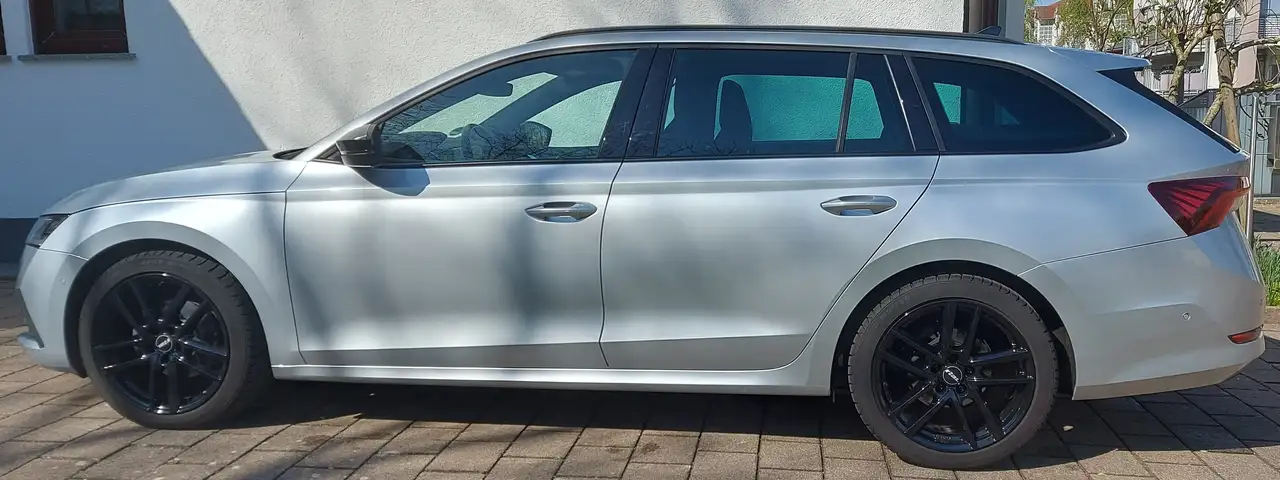 OctaviaOctavia Combi Diesel IV Combi 2.0 TDI DSG First Ed