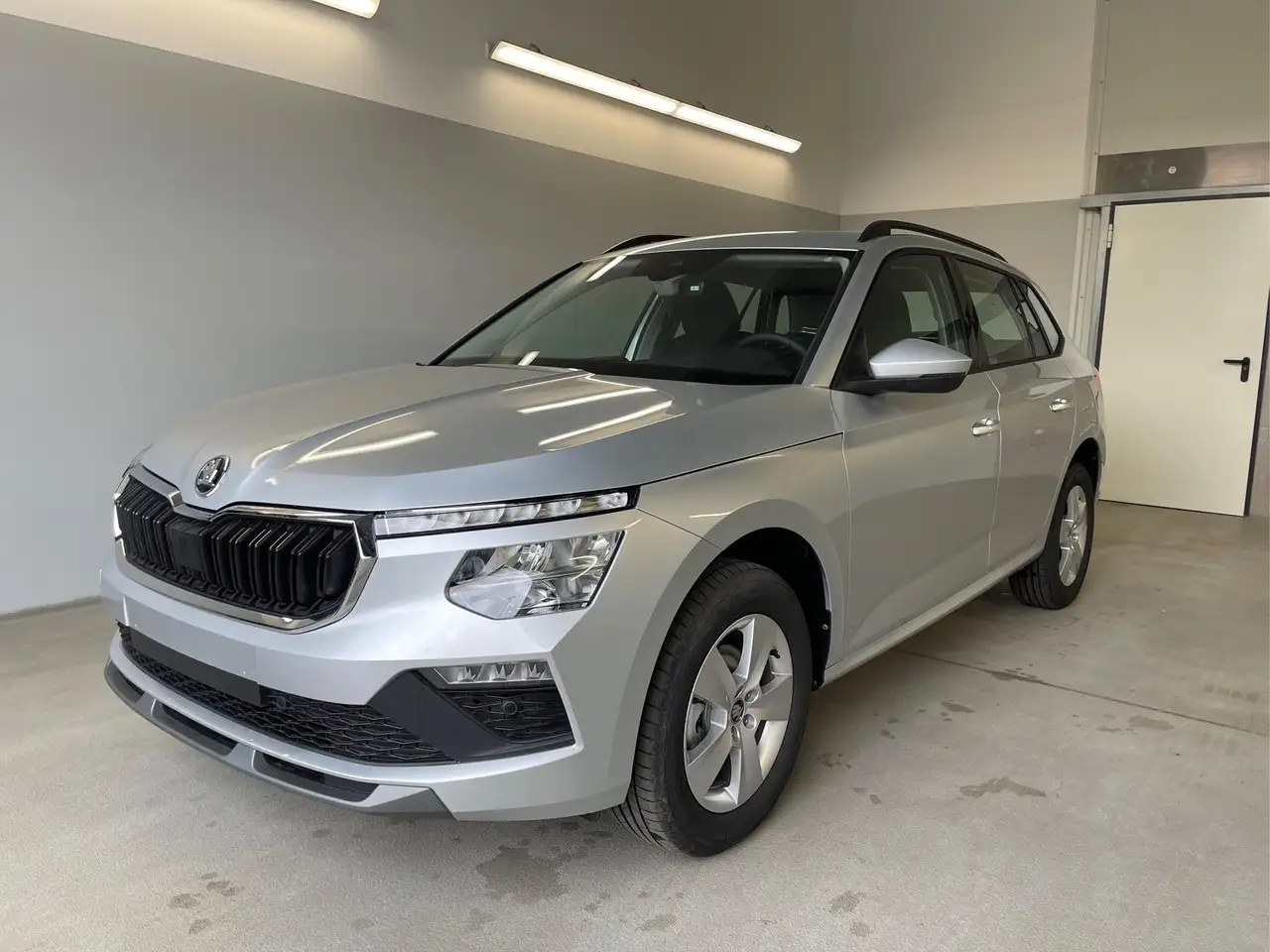 KamiqFacelift Selection 115PS AHK+Kessy+Alu 1.0 TSI ...