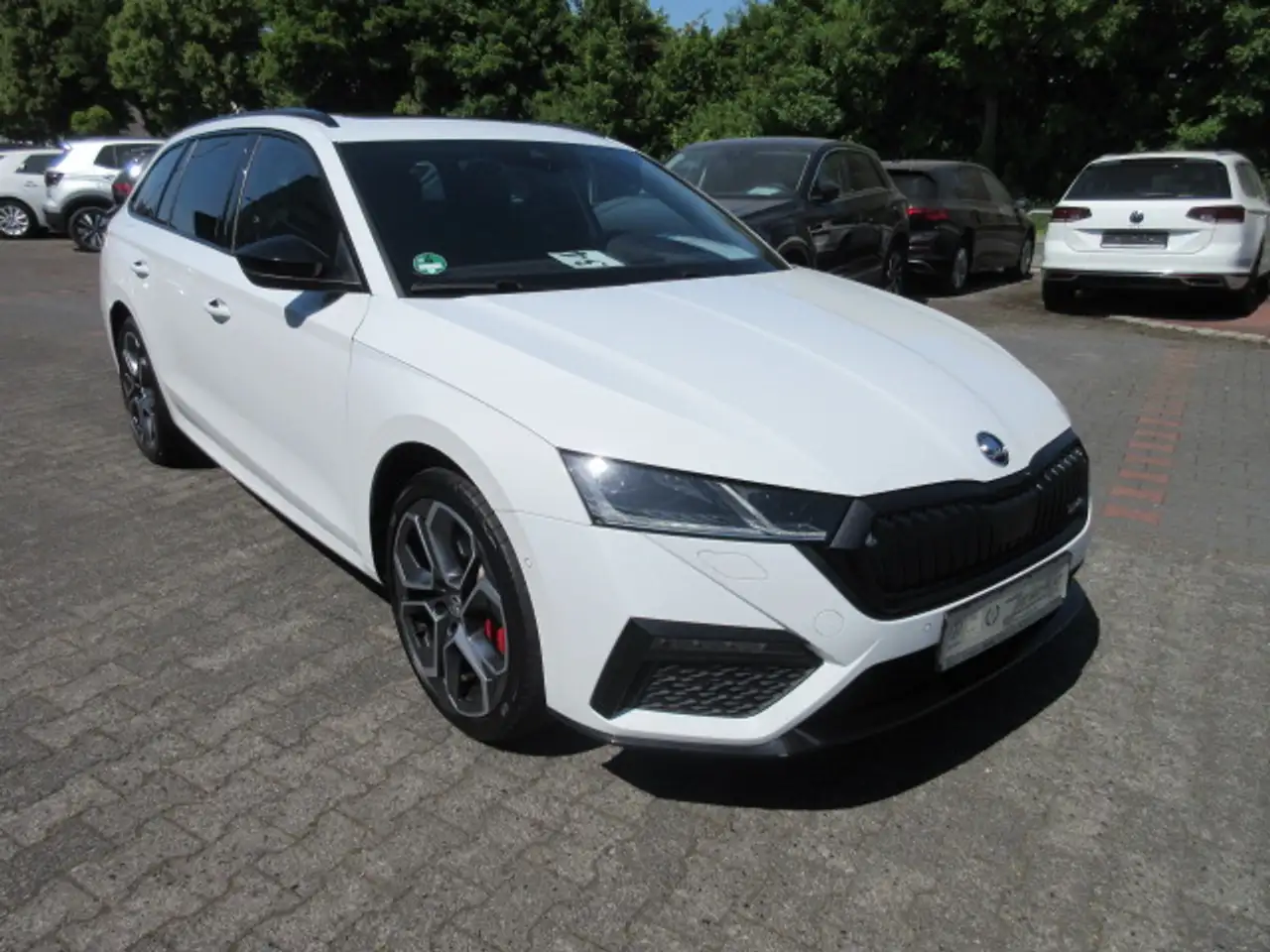 OctaviaRS iV 1.4 eHybrid DSG NAVI PANO STANDH HEAD UP ACC