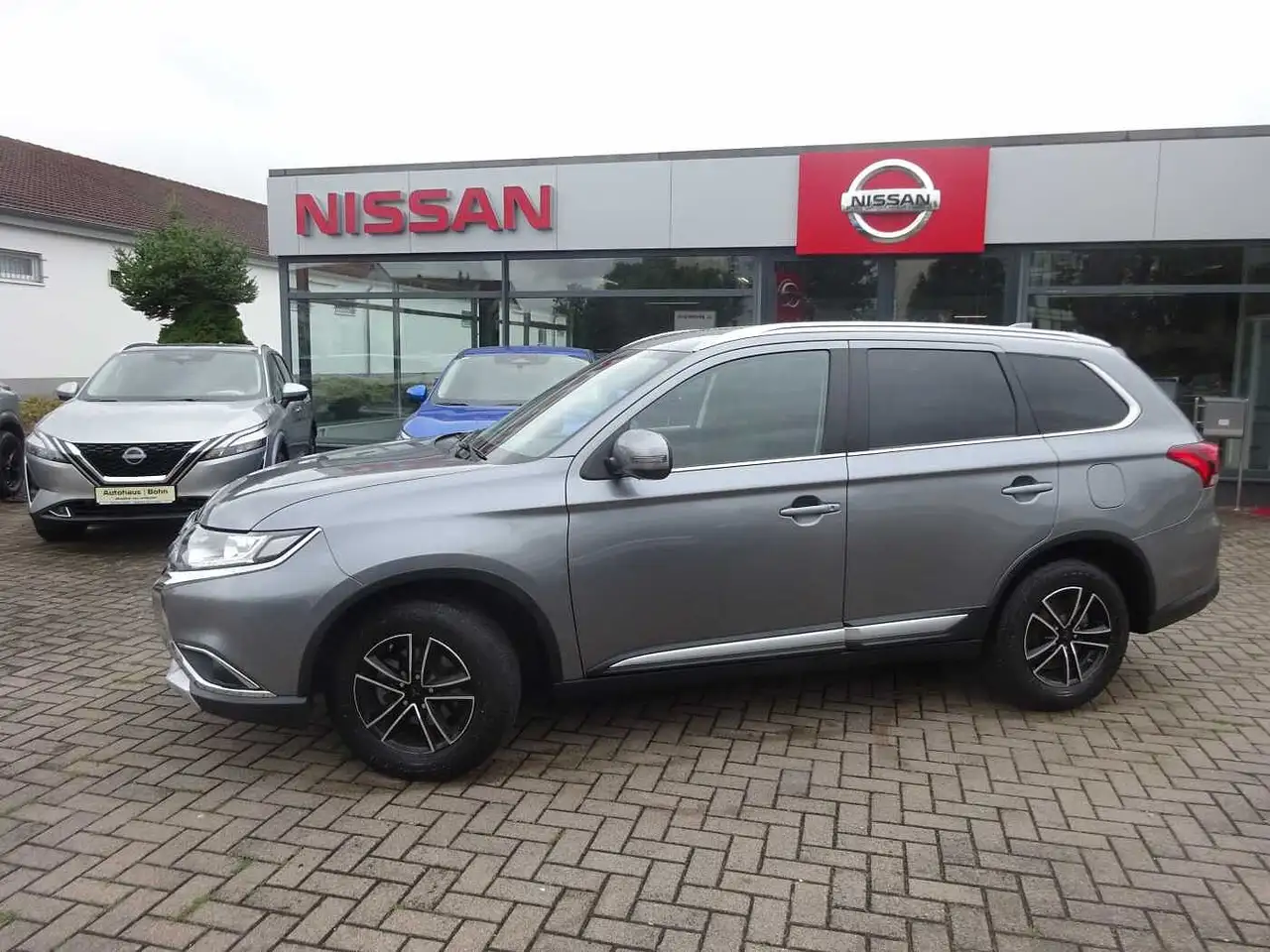 Outlander2.0 2WD EDITION 100 aus erster Hand