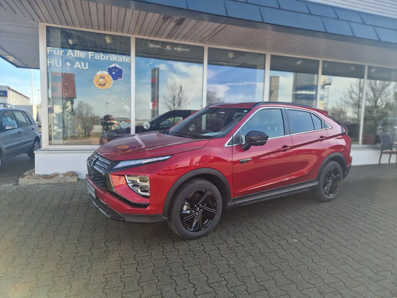 Eclipse CrossPlug-In Hybrid 4WD Select Black