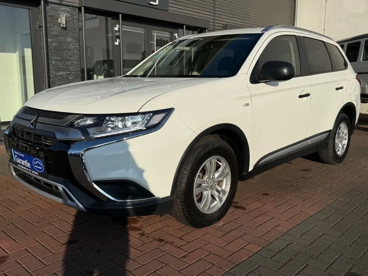 OutlanderDiamant Edition 2WD *1. Hand *Kamera