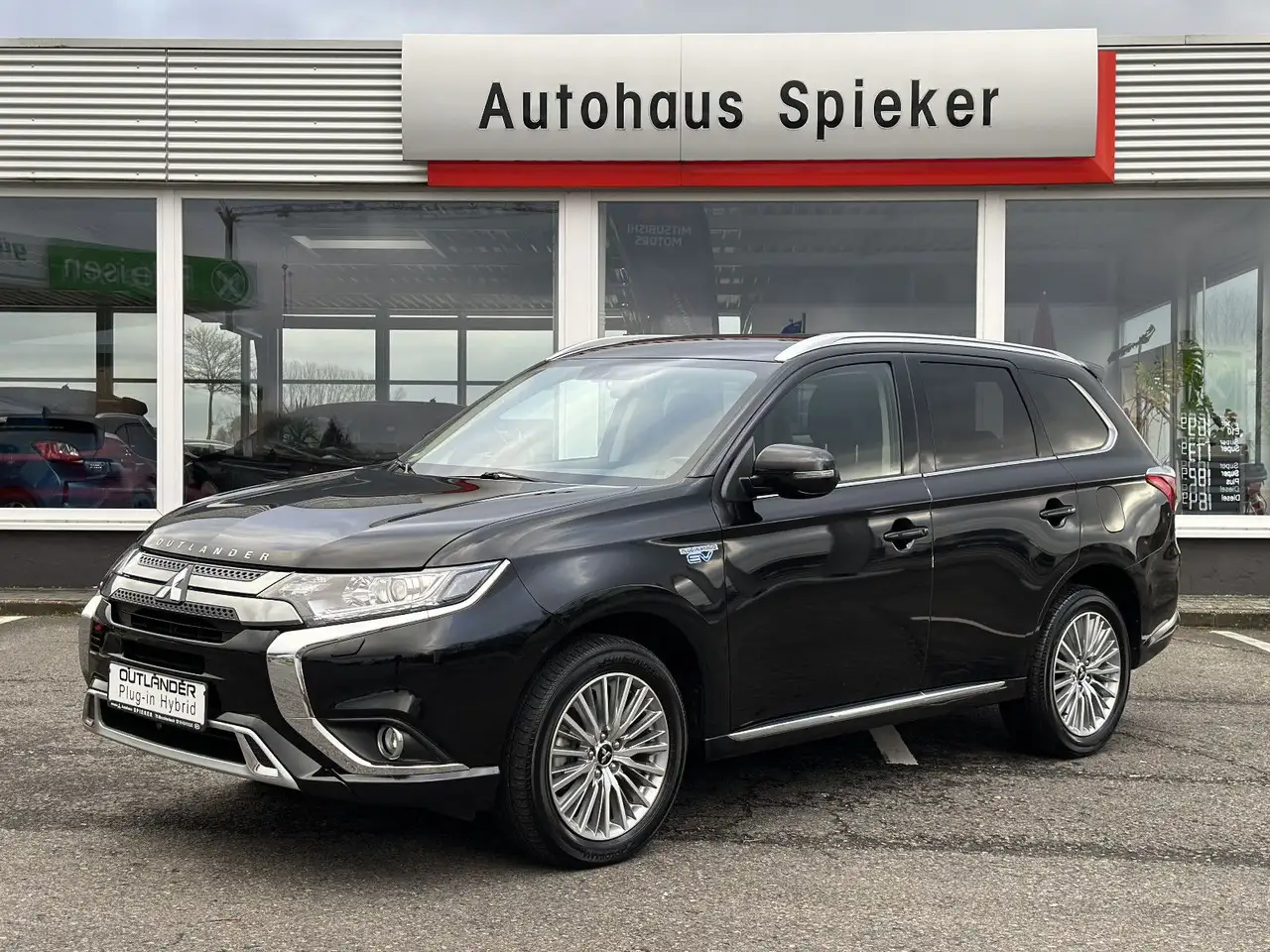 OutlanderPHEV Spirit 4WD