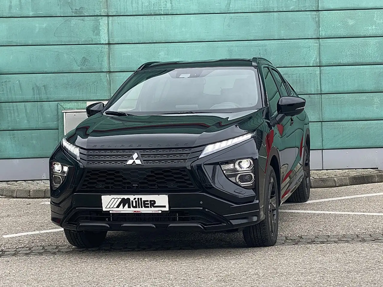 Eclipse Cross2,4 PHEV 4WD Black Line Diamond CVT Aut.