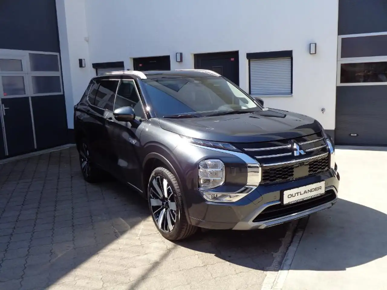Outlander2.4L PHEV TOP 2-Farb