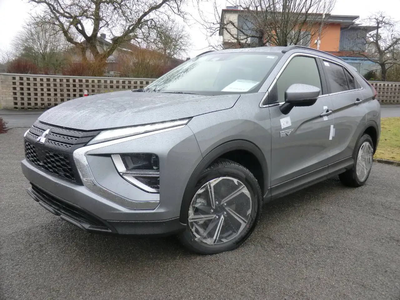 Eclipse CrossPlug-in Hybrid BASIS 2.4 MIVEC 4WD