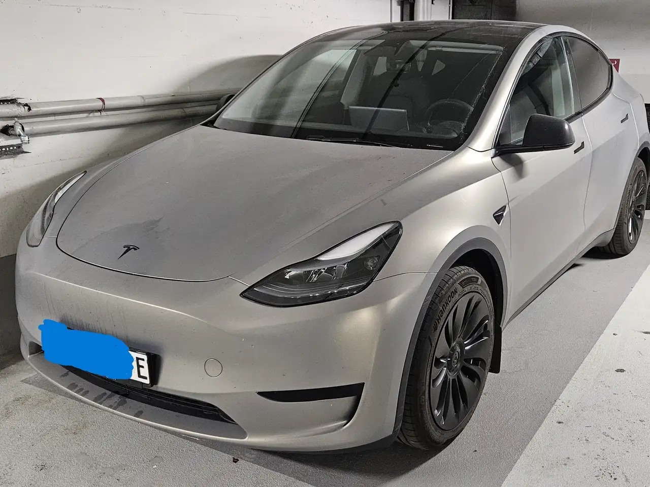Model YModel Y RWD
