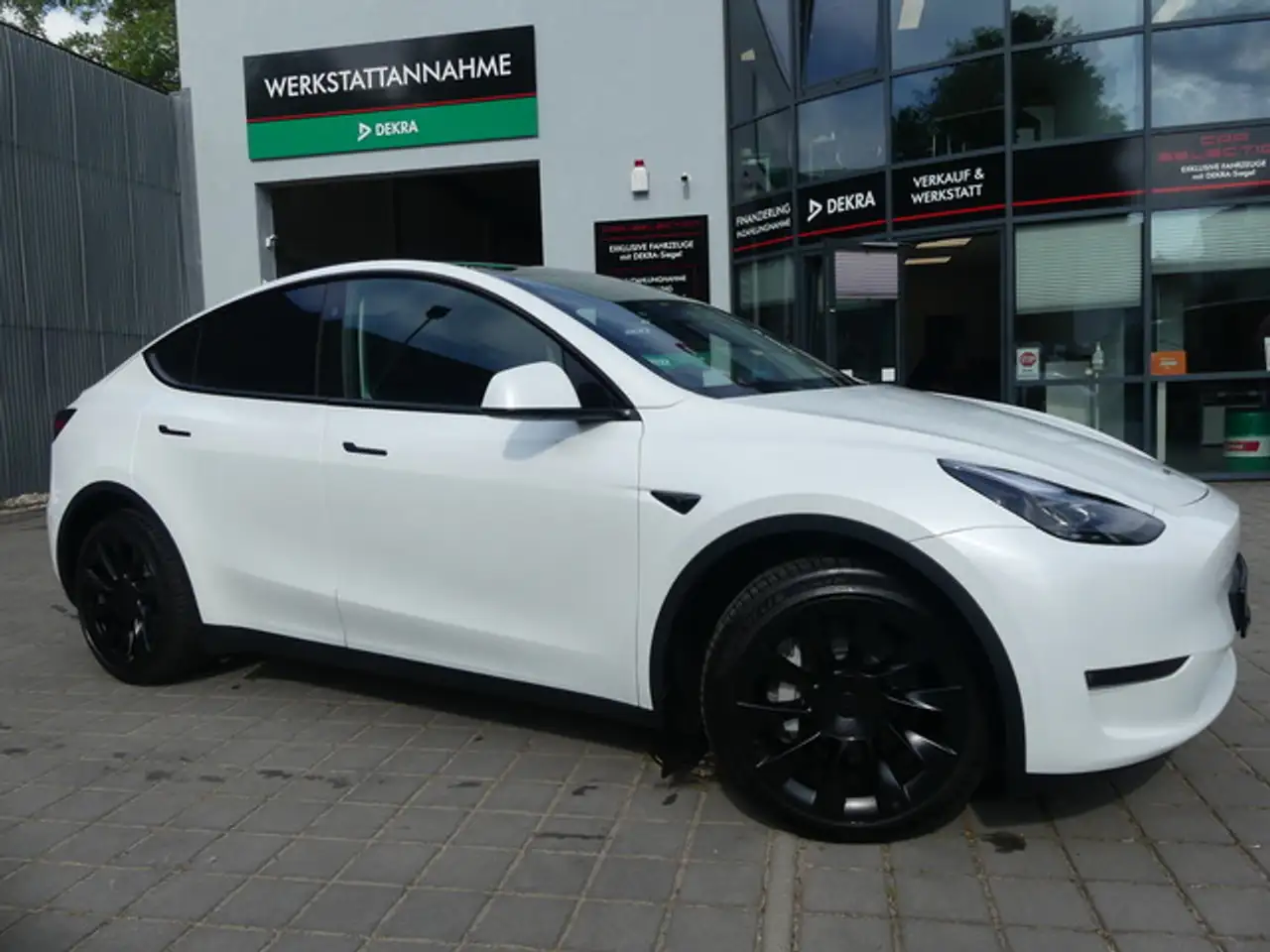 Model YDual AWD Long Range Wärmepumpe/Pano/393KW