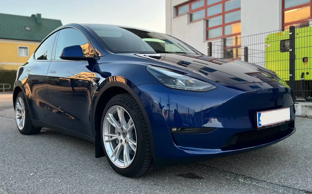 Model YModel Y  75kWh RWD RWD