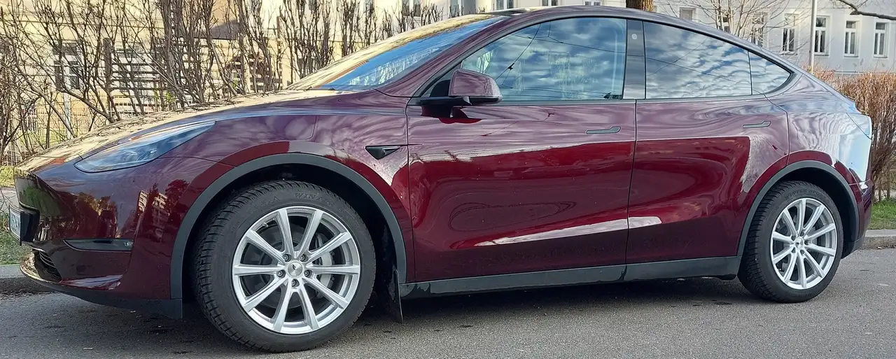 Model YModel Y Long Range AWD 79kWh
