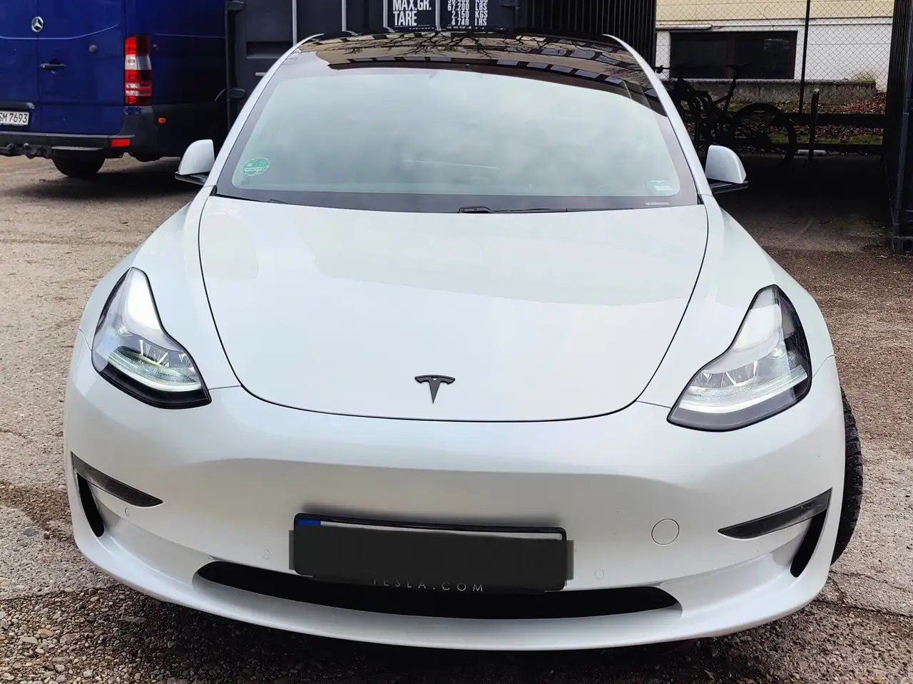 Model 3Model 3 Langstreckenbatt. Allradantrieb Dual Motor