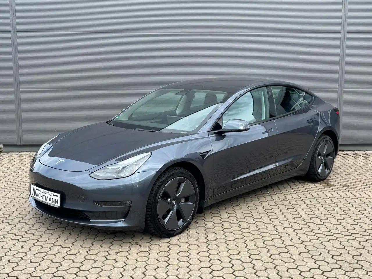 Model 3Long Range Dual Motor AWD