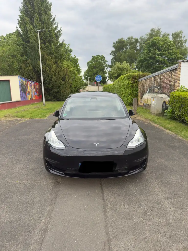 Model 3Long Range .Allradantrieb Dual Motor