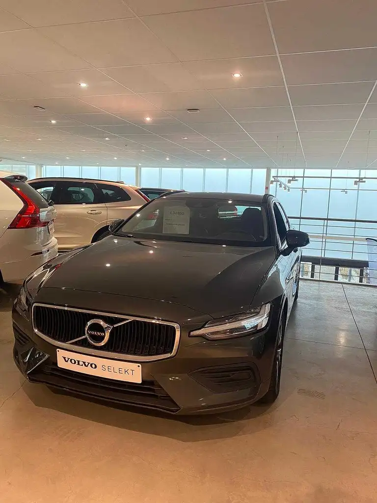 V60Momentum Pro, B4 mild hybrid