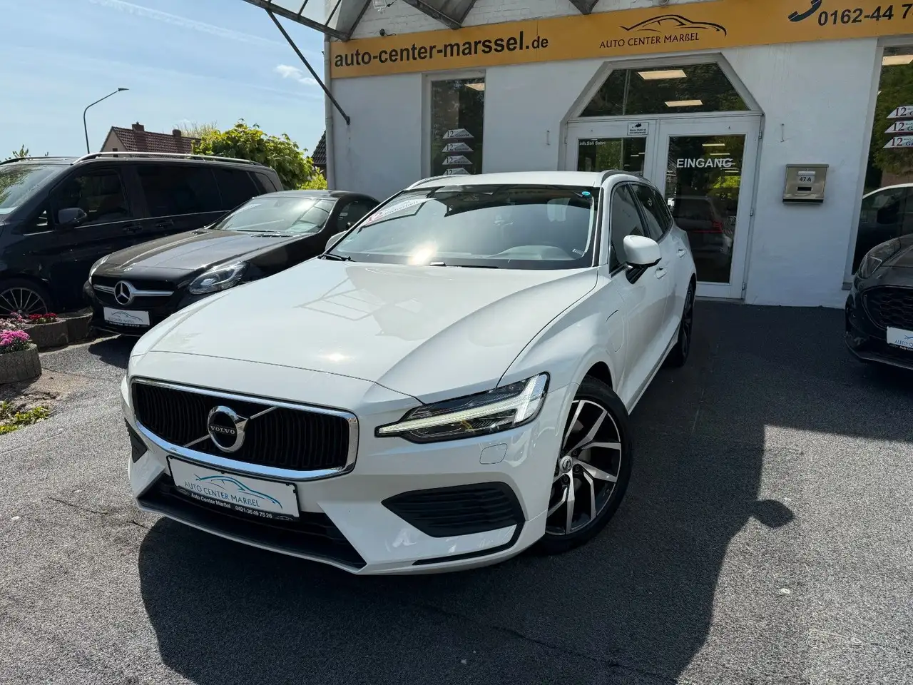 V60Plug-In Hybrid AWD AHK/LED/STANDHEIZUNG/SPUR