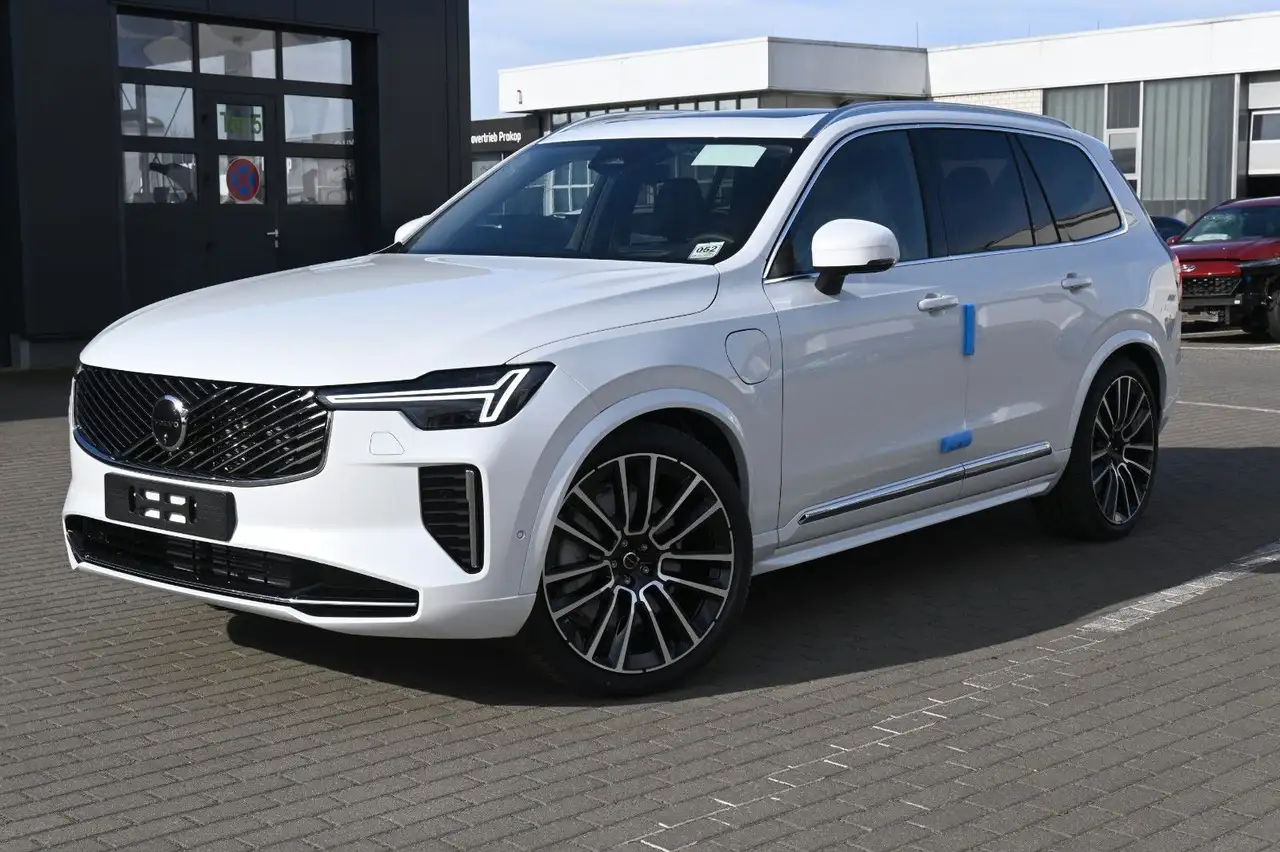 XC90T8 RC AWD Ultra Bright*STDHZG*LUFT*360°*ACC