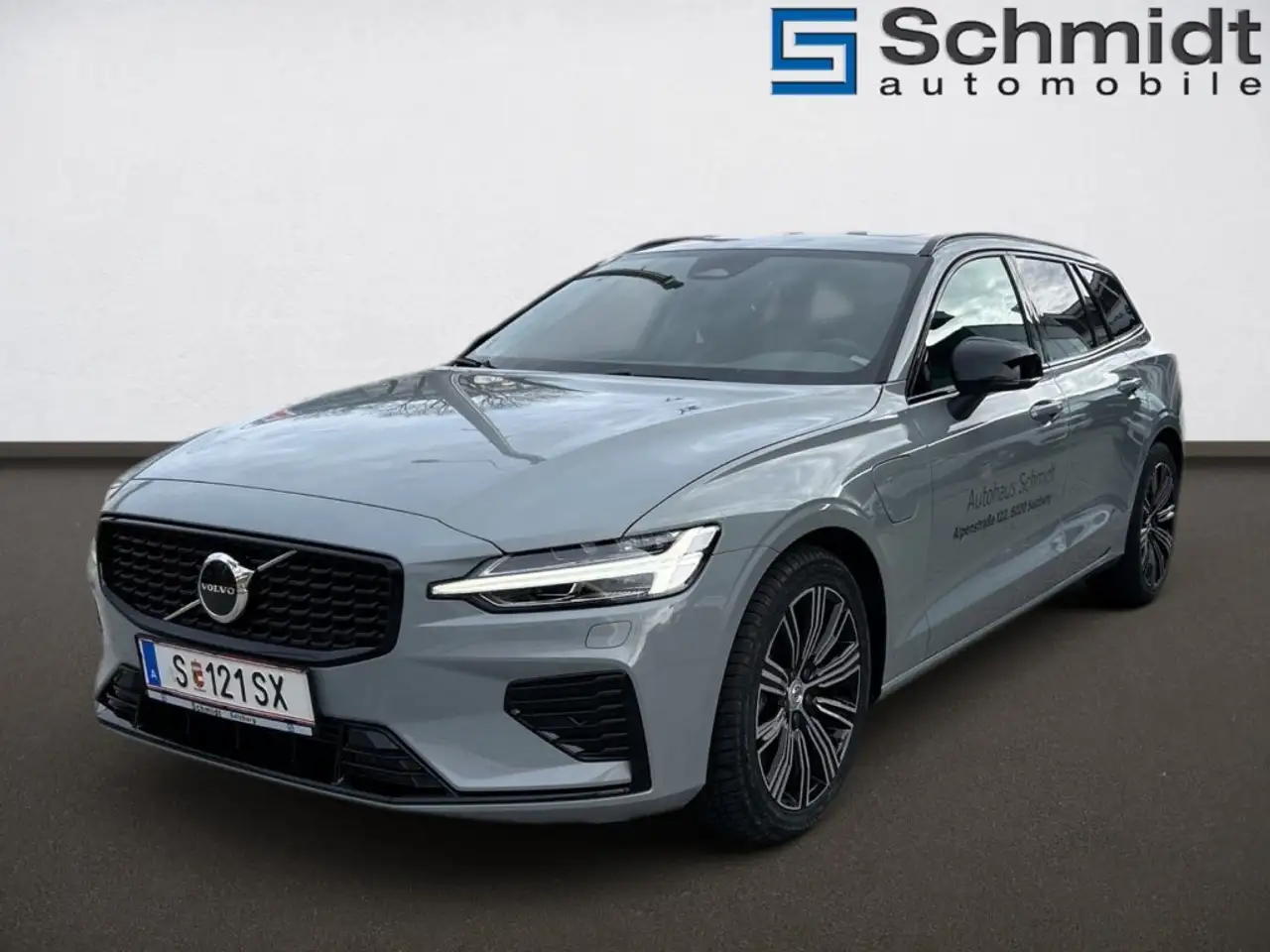 V60Recharge Plus, T6 eAWD Plug-in Hybrid, Elektrisch/Benzin, Da