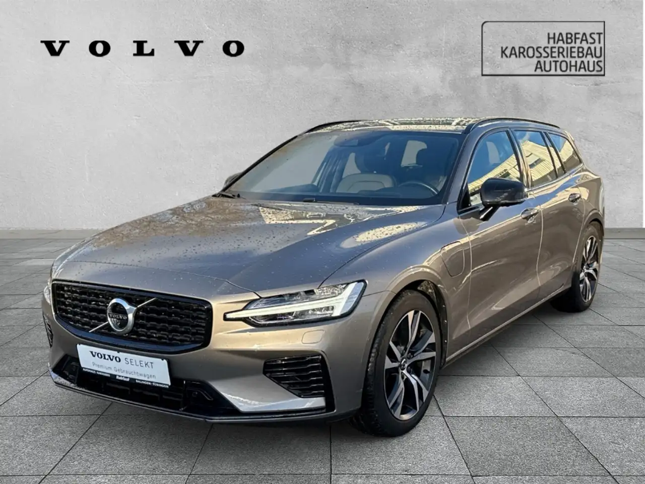 V60Kombi R Design Recharge Plug-In Hybrid AWD T6 Twin