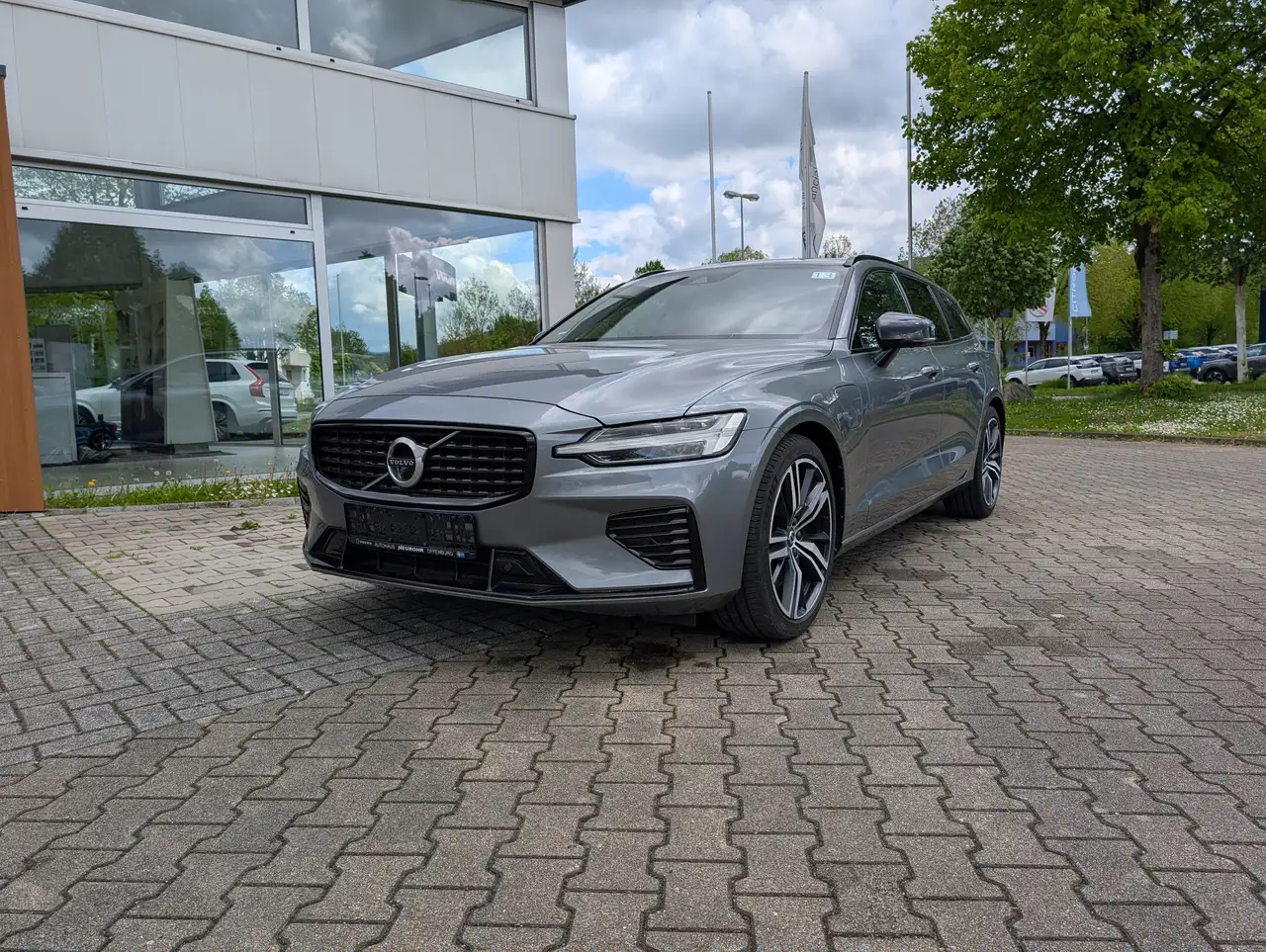 V60V60 T6 AWD Recharge Geartronic RDesign