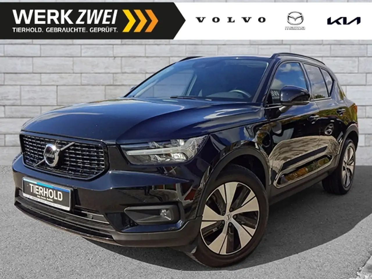 XC40T4 R Design Plug-In 2WD PANO Navi Kamera