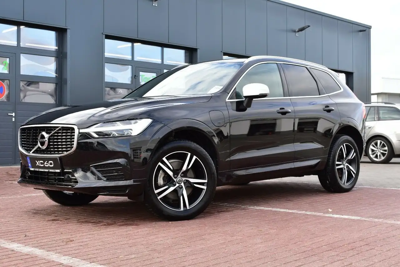 XC60T8 Twin Engine AWD R-Design*AHK*LUFT*Navi*