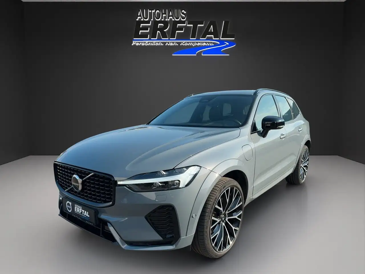 XC60Recharge T6 AWD R-Design *Android*